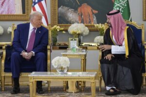 Trump’s Top 5 Negotiation Tips For Winning Saudi Investment